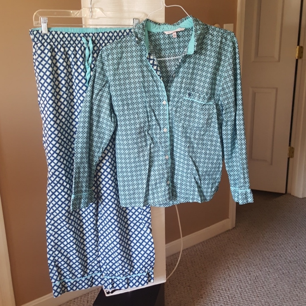 Victoria's secret pajama set